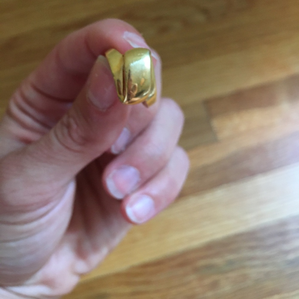 Gold ring, size 8.5